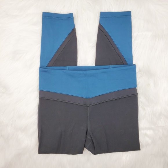 NWOT Athleta Blue Elevation 7/8 Leggings - Picture 3 of 7